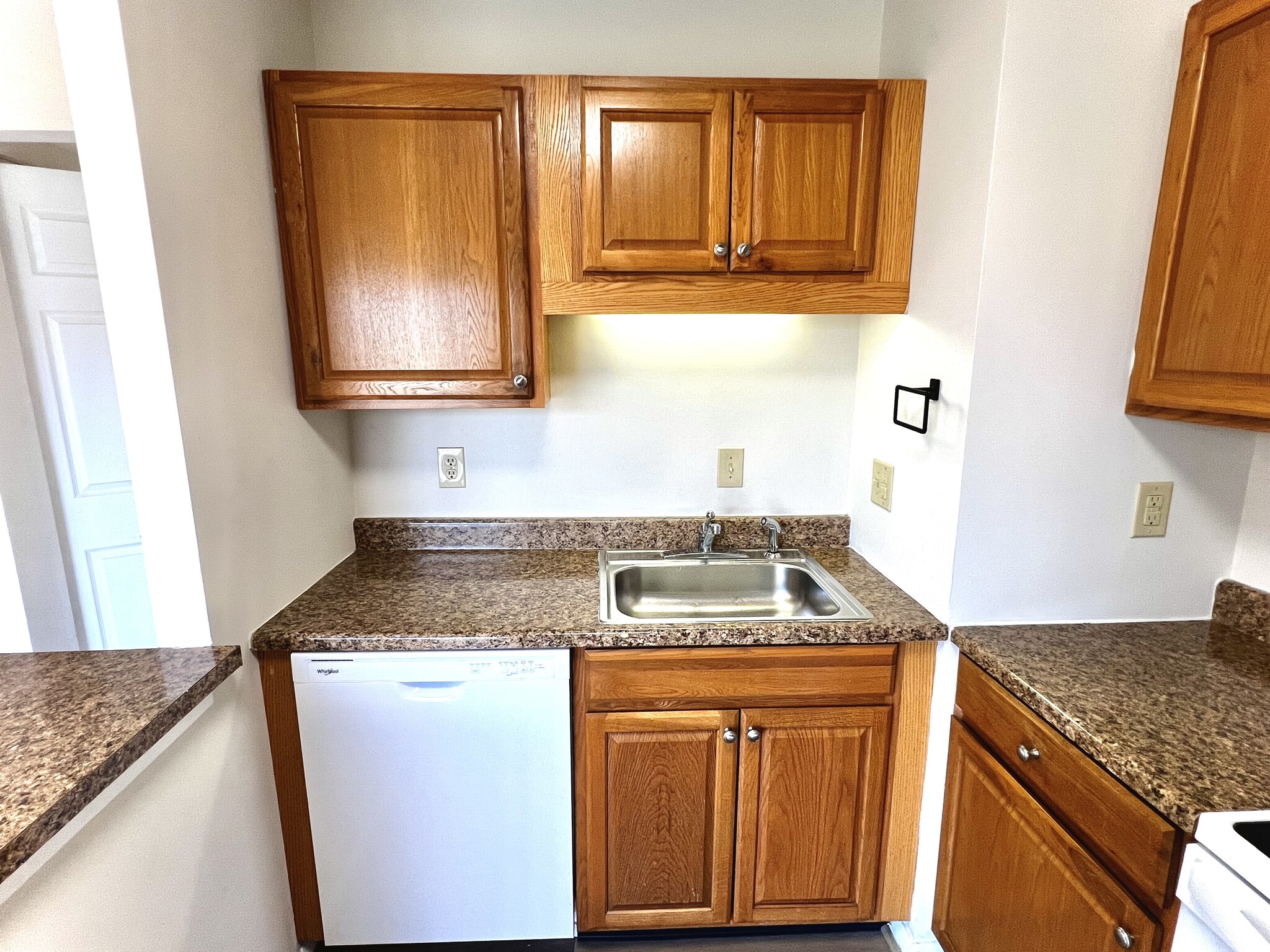 Building Photo - 167 Stonegate Dr