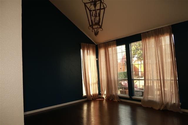 Building Photo - 6307 Lakewood Dr