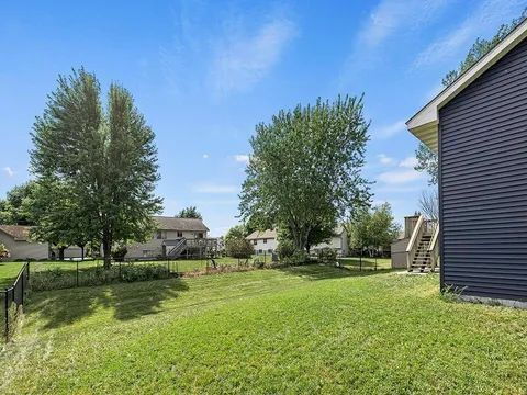 Building Photo - Charming 4-Bedroom Home in Waconia with Spacious 2,140 Sq Ft Living Space!