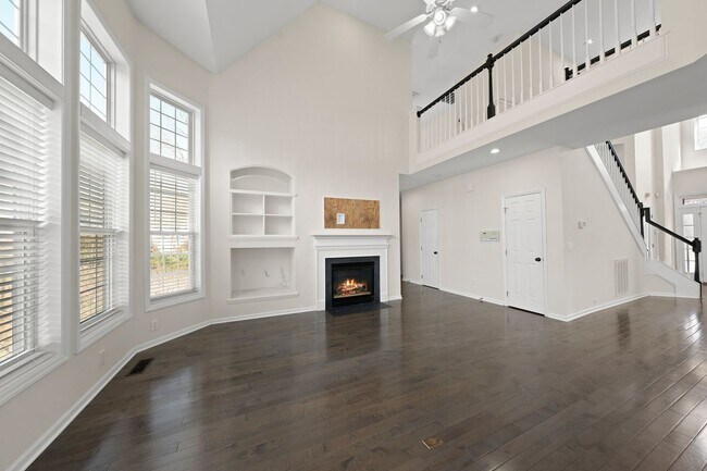 Building Photo - July Move-in, Cary Park!