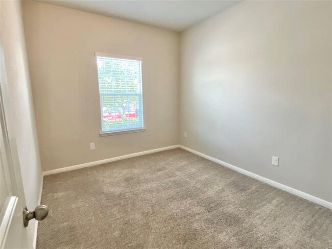 Building Photo - 18426 Stevie Ray Dr