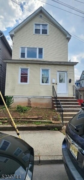 Building Photo - 924 Roosevelt St