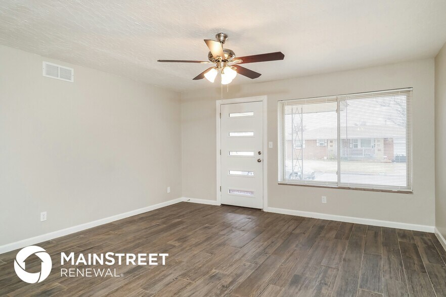 Building Photo - 6909 NW 59th St