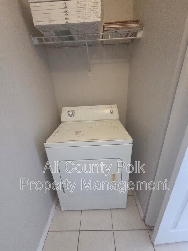 Building Photo - 220 S Eastside Dr