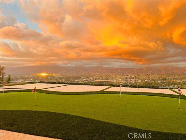 Building Photo - 1232 Inspiration