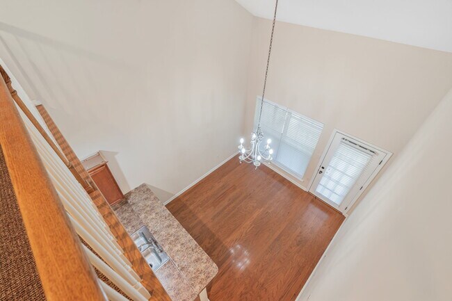 Building Photo - 10810 Carpenter Run Ln