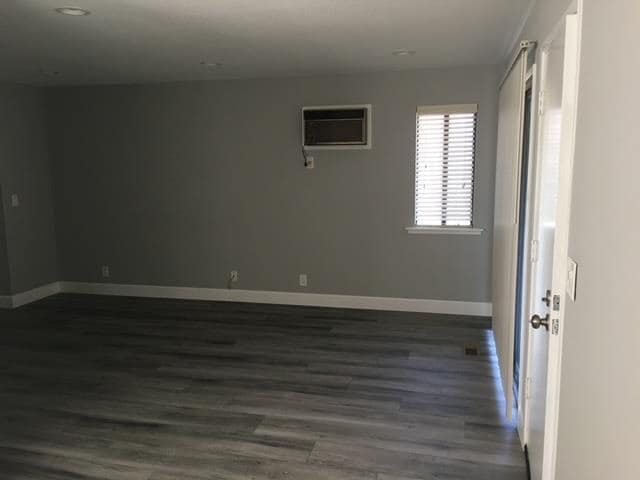 Building Photo - 502 Hope Terrace