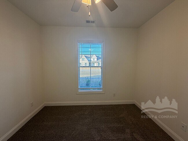 Building Photo - Beautiful NEW BUILD in Olive Branch, MS!