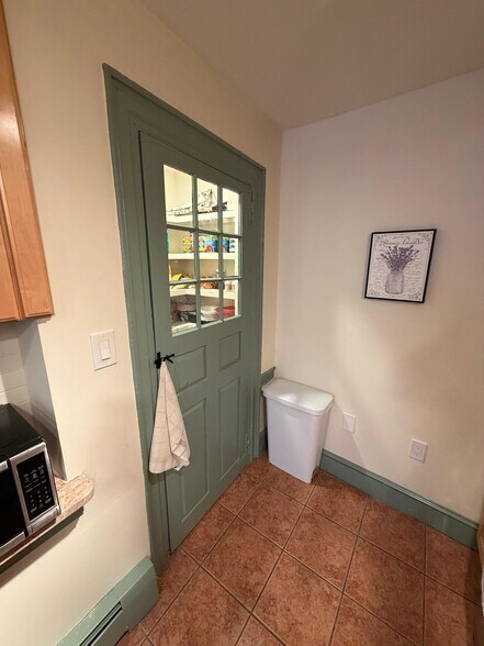 Building Photo - 23 Mugford St