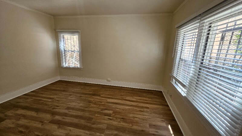 Building Photo - 2850 Francis Ave