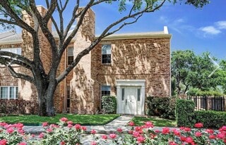 Building Photo - 600 Wilcrest Dr