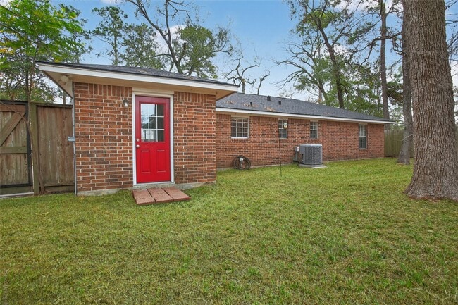 Building Photo - 601 Chateau Woods Pkwy Dr