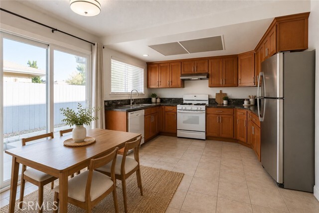 Building Photo - 1218 S Athena Way