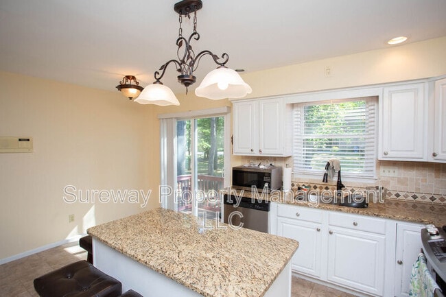 Building Photo - 901 Kresson Rd
