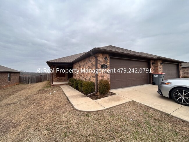 Primary Photo - MOVE IN SPECIAL - HALF OFF MOVE IN RENT! B...