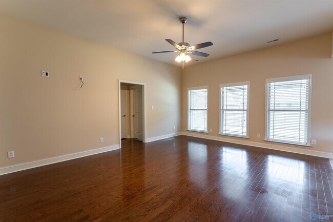 Building Photo - 115 Fields Pond Dr