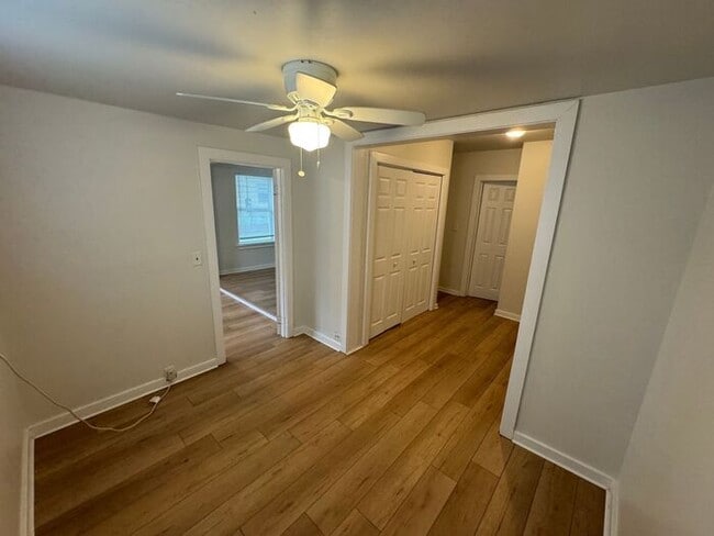 Building Photo - Downtown Pensacola - 2 bedroom, 1 bathroom
