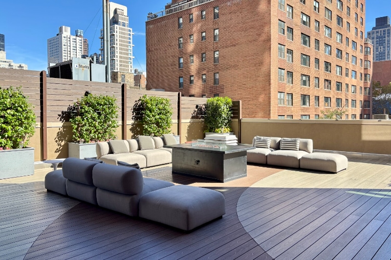 Building Photo - 205 E 59th St