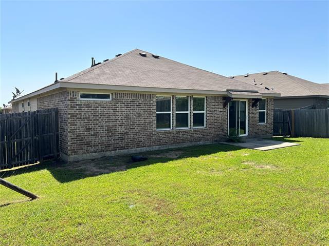Building Photo - 5145 Royal Springs Dr