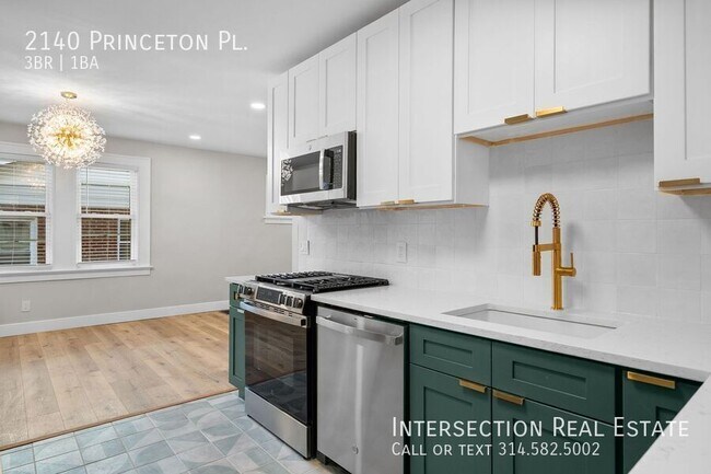 Building Photo - 2140 Princeton Pl