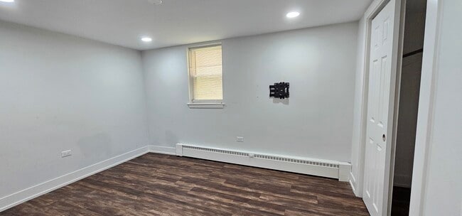 Building Photo - 2444 N 78th Ave