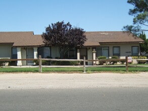 Building Photo - 14848 Sequoia St