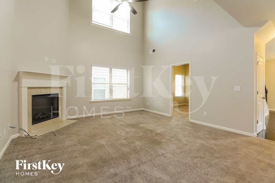 Building Photo - 730 Galveston Way