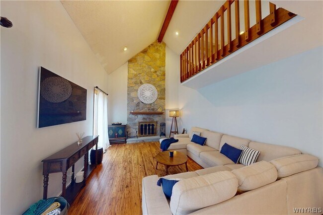 Building Photo - 30 Opal Ct