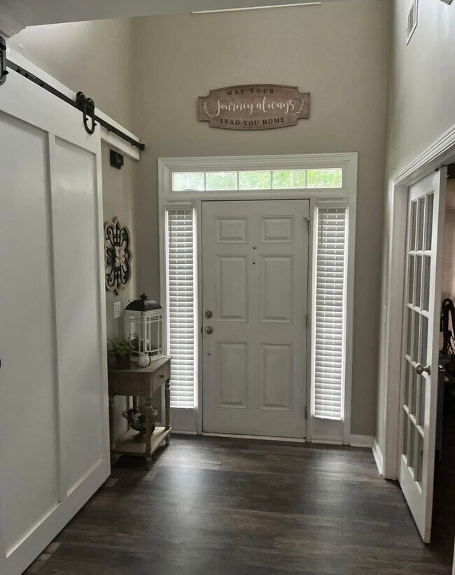 Building Photo - 3 Bed 2.5 Bath House in Flowery Branch
