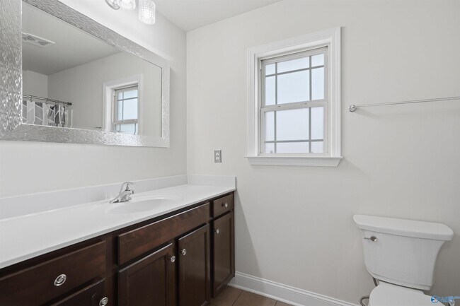 Building Photo - 3011 Magnolia Leaf Cir SE