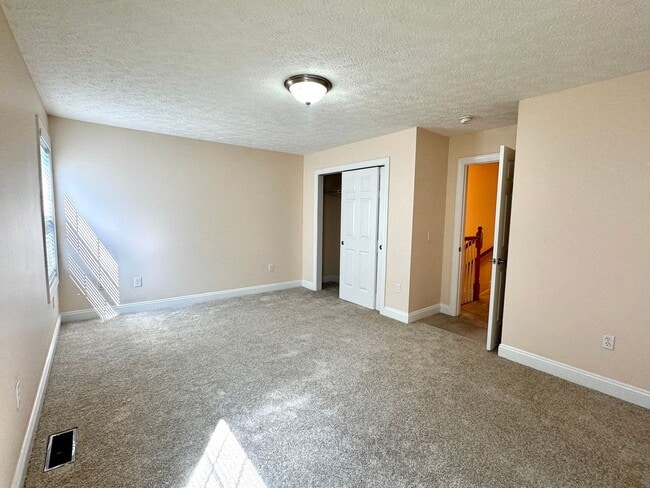 Building Photo - 250 Huff Heritage Ln