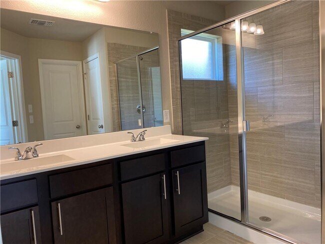 Building Photo - 510 Marklawn Ln