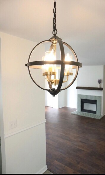 Living Room - 108 Cedar Grove Dr