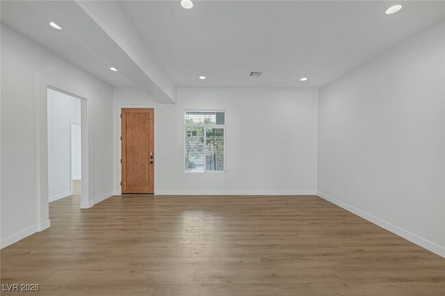 Building Photo - 3492 Hawksbeard Ct