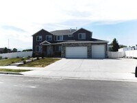 Building Photo - 11528 4055 W