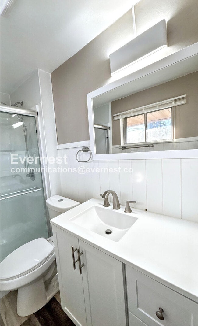 Building Photo - 3523 Roswell Dr