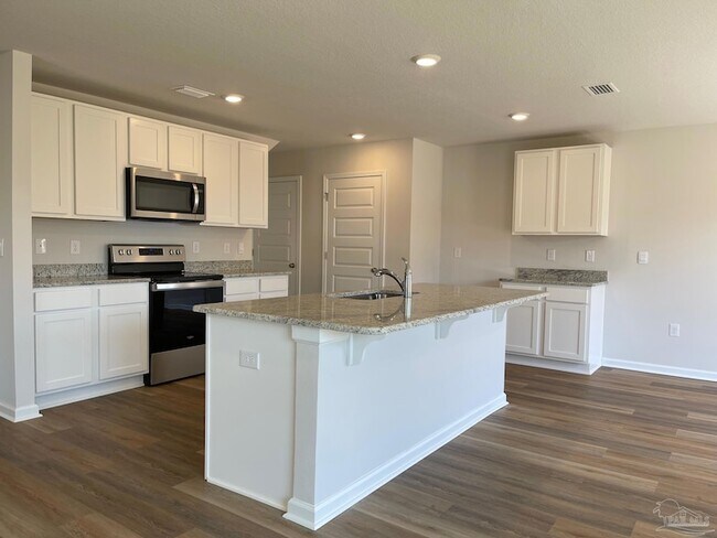 Building Photo - 10942 Blacktail Loop