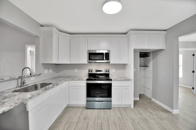 Building Photo - 1505 New Orleans St