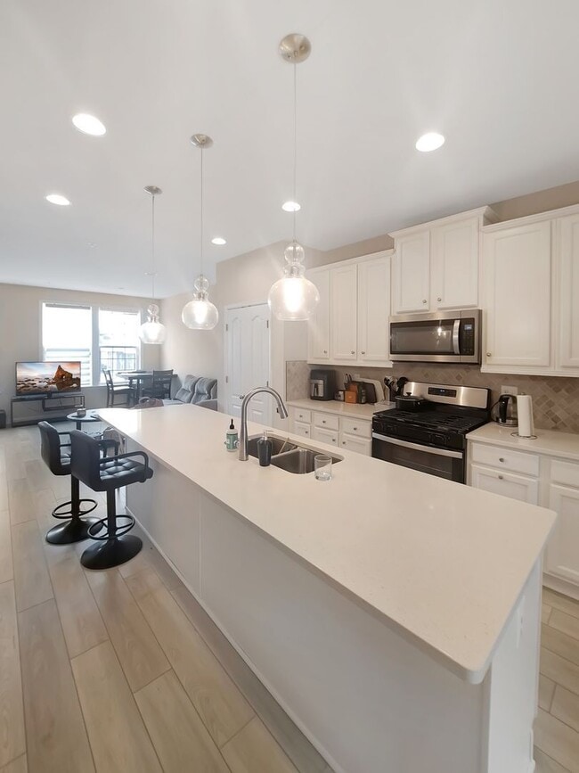 Building Photo - 8807 Merriweather Ln