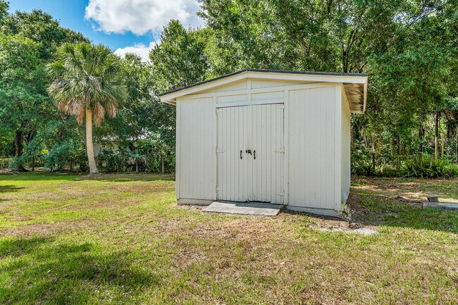 Building Photo - 17717 Bridle Ln