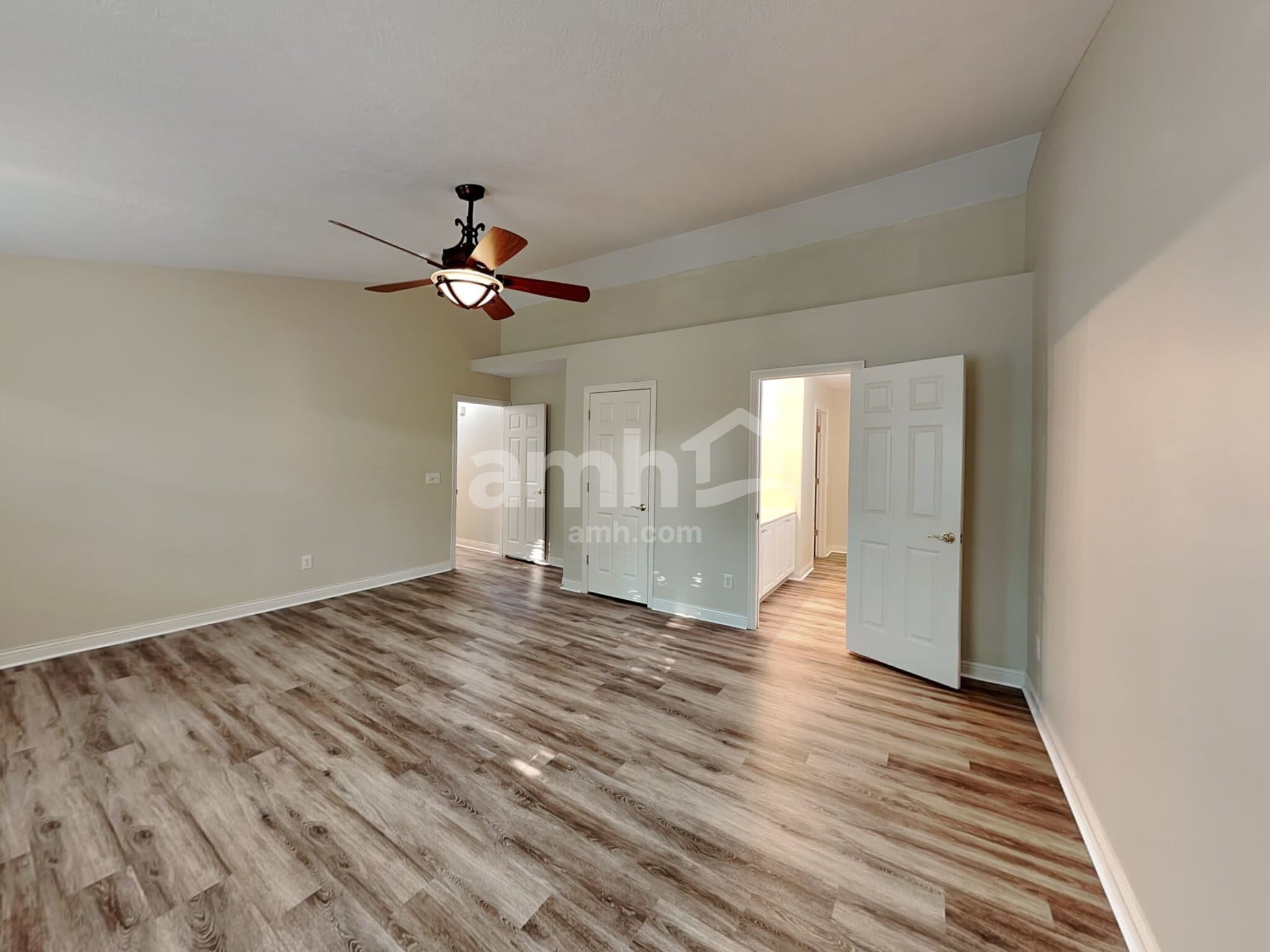 Building Photo - 6213 Womersley Dr