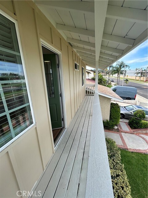 Building Photo - 852 Glenwick Ave