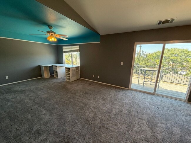 Building Photo - 885 Alsace Dr