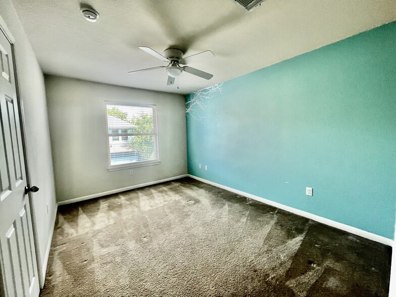 Bedroom #3 - 5424 Falling Leaf Ln