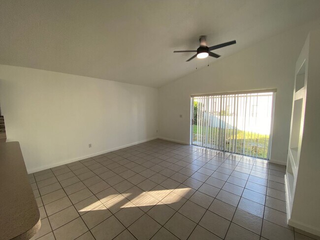 Building Photo - Home for rent