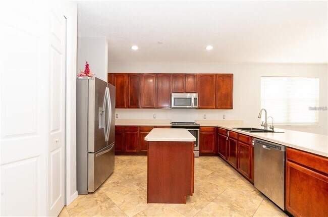 Building Photo - 9763 Moss Rose Way