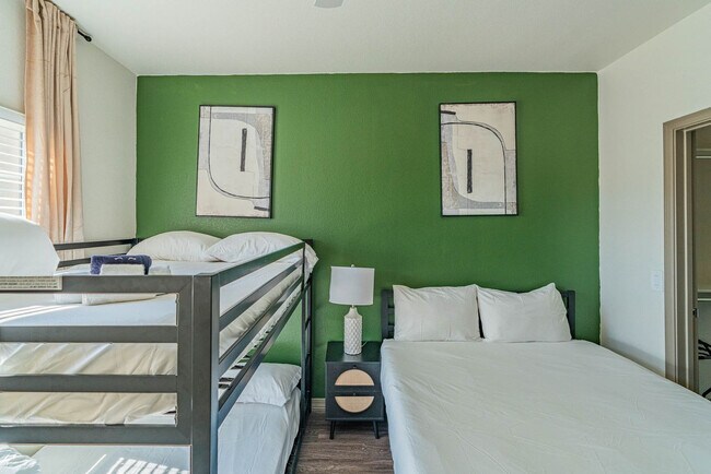 Building Photo - 9600 W Georgia Ave