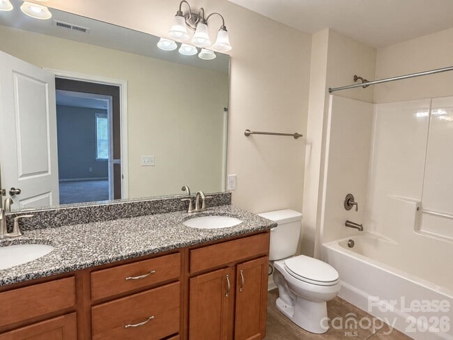Building Photo - 2642 Treeline Dr