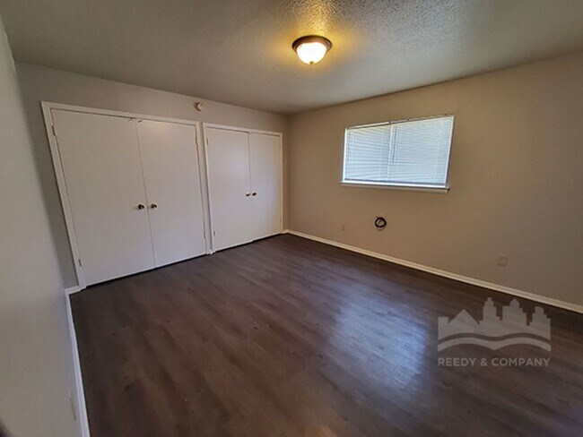 Building Photo - 3992 Ashview Cove