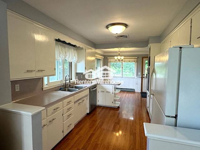 Building Photo - 72 Hwy 55